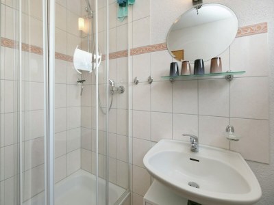 Holiday house Wald-Ferienhaus, Liebenscheid - Features photo 16