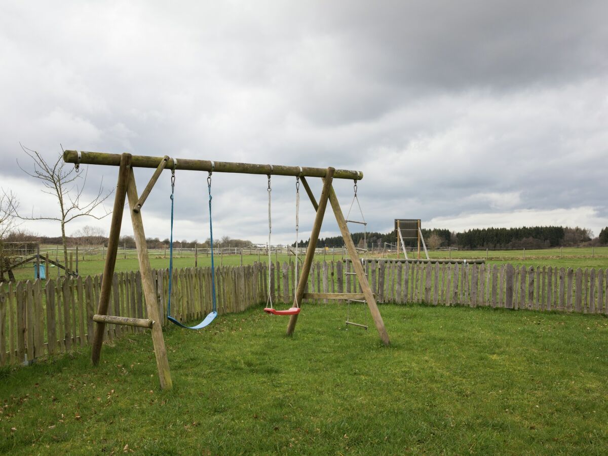 Apartment Modernes Apartment mit Parkplatz in der Eifel - Outdoor photo 4