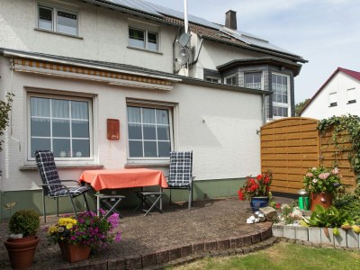 Apartment Attraktive Wohnung in Bettenfeld mit Garten - Outdoor photo 7