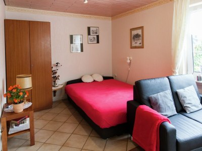 Apartment Attraktive Wohnung in Bettenfeld mit Garten - Features photo 17