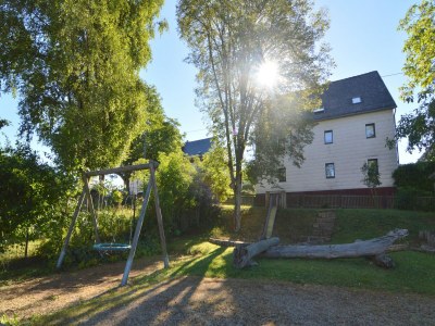 Apartment Gemütliche Wohnung mit Terrasse in Meisburg - Environment photo 31
