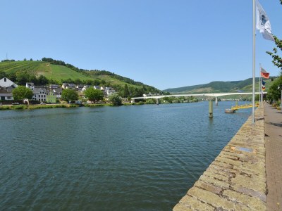 Apartment Apartment in Zell near Mosel River & Vineyards - Outdoor photo 4