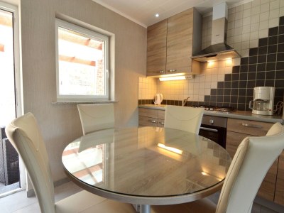 Apartment Apartment in Zell near Mosel River & Vineyards - Features photo 15