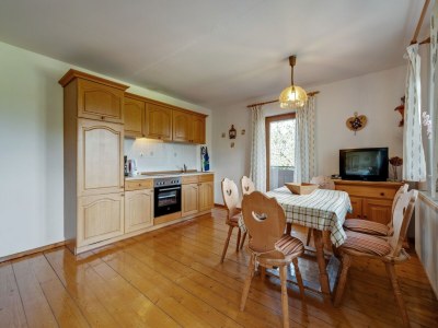 Farmhouse Wohnung in Neukirchen mit Skifahren & Pool - Features photo 14