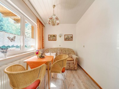 Apartment Cozy Apartment Near Trails - Features photo 19