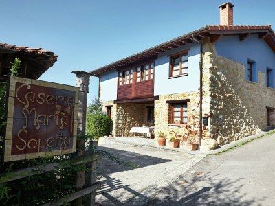 Holiday house Cozy Cottage with Pool & Terrace - Outdoor photo 6