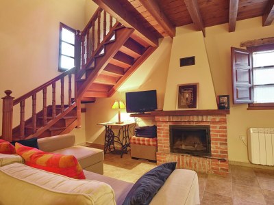 Holiday house Cozy Cottage with Pool & Terrace - Features photo 13