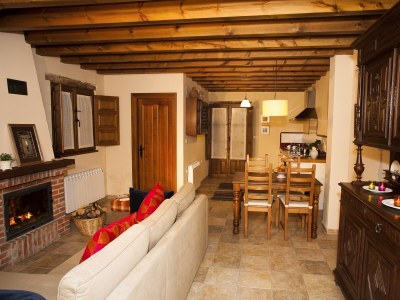 Holiday house Cozy Cottage with Pool & Terrace - Features photo 25