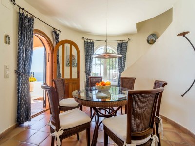 Villa Villa with Sea Breeze Charm - Features photo 19