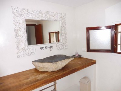 Villa Villa in Cala Tarida mit Pool und Meerblick - Features photo 28