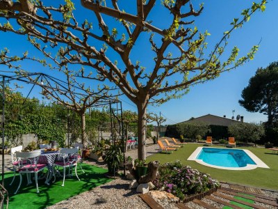Cottage Belvilla by OYO La Masia de Cal Badia - Outdoor photo 6