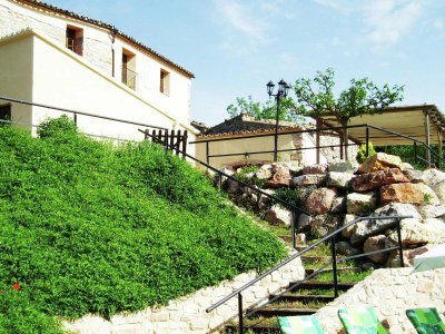 Cottage Mansion in La Llacuna with Pool & Mountain Views - Outdoor photo 12