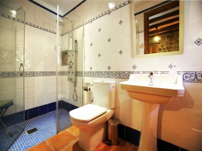 Cottage Mansion in La Llacuna with Pool & Mountain Views - Features photo 28