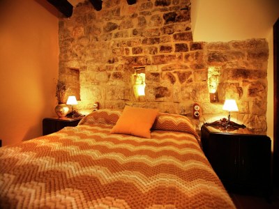 Cottage Mansion in La Llacuna with Pool & Mountain Views - Features photo 31