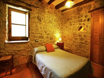 Cottage Mansion in La Llacuna with Pool & Mountain Views - Features photo 32