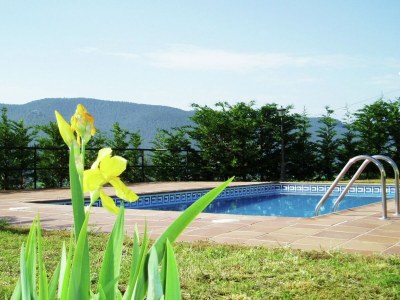 Cottage Mansion in La Llacuna with Pool & Mountain Views - Outdoor photo 40