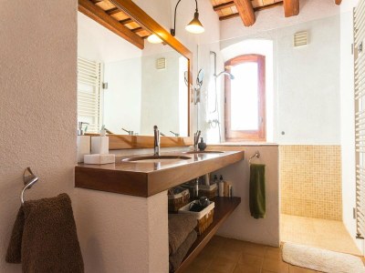 Cottage Geräumiges Haus in Navata - Features photo 37