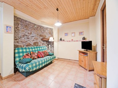 Apartment Apartment in Isavarre near Pyrenees Mountains - Features photo 10