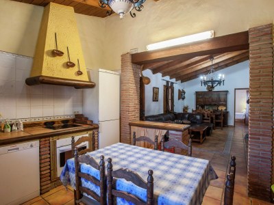 Holiday house Spacious Cottage with Pool - Features photo 24