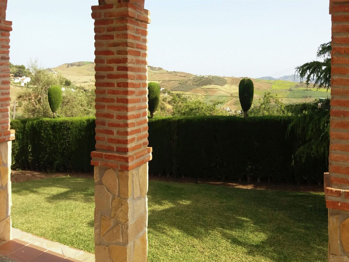 Villa Villa in Villanueva near El Torcal Park - Outdoor photo 2