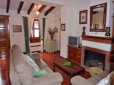 Holiday house Family Stay with Private Pool - Features photo 12