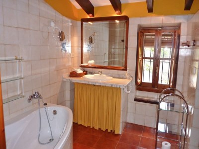 Holiday house Family Stay with Private Pool - Features photo 16