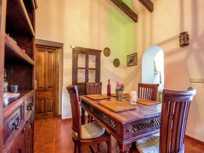 Holiday house Family Stay with Private Pool - Features photo 17