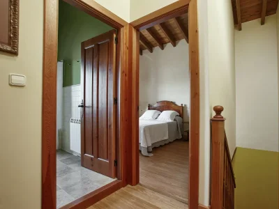 Cottage Herrenhaus in Nava mit Pool & Terrasse - Features photo 12