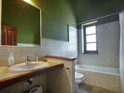 Cottage Herrenhaus in Nava mit Pool & Terrasse - Features photo 15