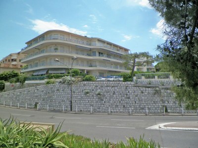 Apartment Modernes Appartement in Antibes mit eigener Terrasse - Outdoor photo 4