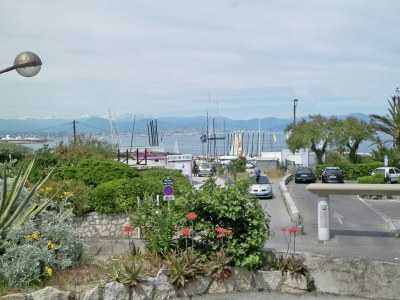 Apartment Modernes Appartement in Antibes mit eigener Terrasse - Outdoor photo 11