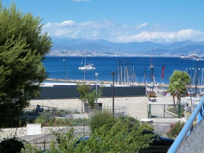 Apartment Modernes Appartement in Antibes mit eigener Terrasse - Outdoor photo 12