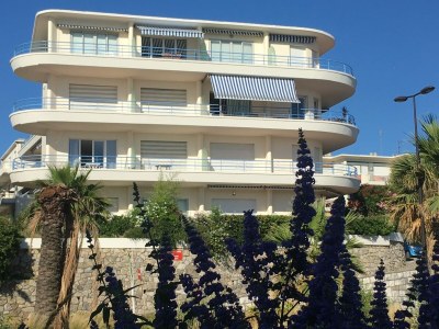 Apartment Modernes Appartement in Antibes mit eigener Terrasse - Outdoor photo 13