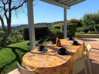 Holiday house Familienfreundliche Villa mit Pool - Outdoor photo 2