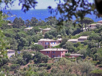Holiday house Familienfreundliche Villa mit Pool - Outdoor photo 4