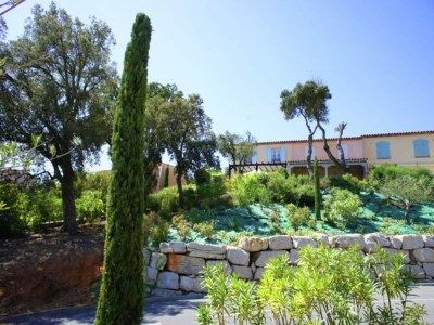 Holiday house Familienfreundliche Villa mit Pool - Outdoor photo 10