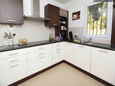 Holiday house Familienfreundliche Villa mit Pool - Features photo 24