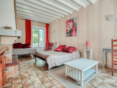 Farmhouse Farmhouse in Boncourt with Private Garden - Features photo 29