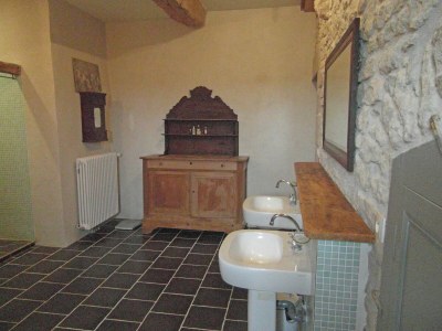 Castle Schloss in Le Veurdre am Wald und Fluss - Features photo 20