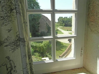 Castle Schloss in Le Veurdre am Wald und Fluss - Features photo 22