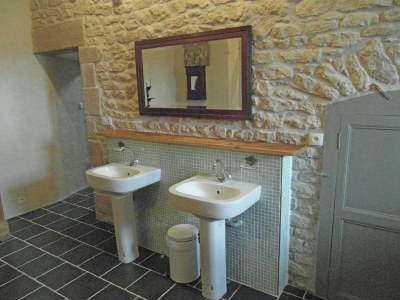 Castle Schloss in Le Veurdre am Wald und Fluss - Features photo 30