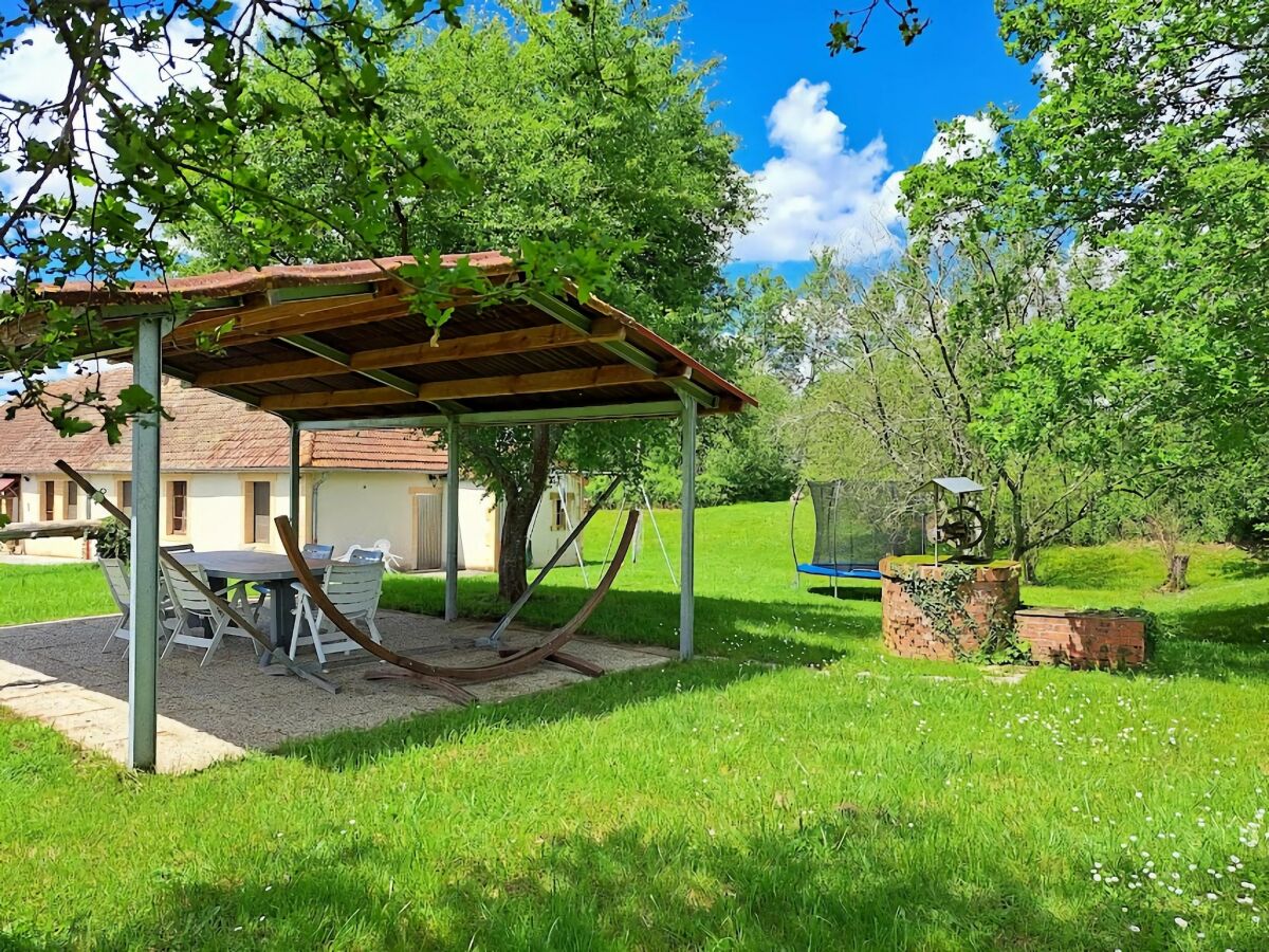 Holiday house Comfortable holiday home with spacious garden - Outdoor photo 4