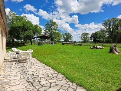 Holiday house Comfortable holiday home with spacious garden - Outdoor photo 13