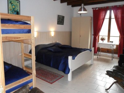 Holiday house Comfortable holiday home with spacious garden - Features photo 31