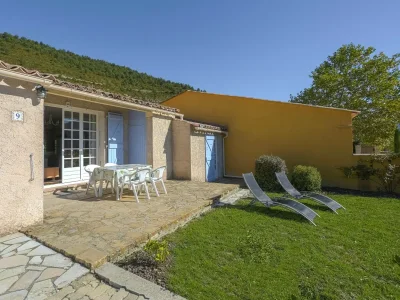 Villa Charmante Villa in Castellane - Outdoor photo 6