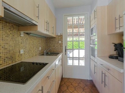 Villa Charmante Villa in Castellane - Features photo 29