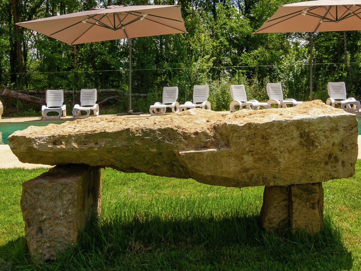 Holiday house Geräumiges Bauernhaus mit Pool - Outdoor photo 5