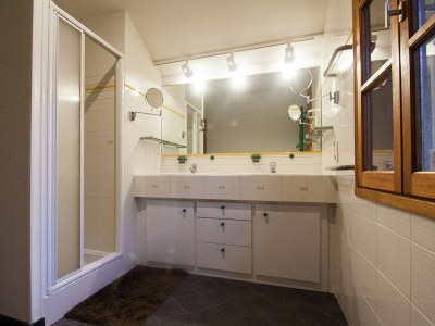 Holiday house Geräumiges Bauernhaus mit Pool - Features photo 17