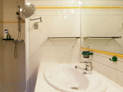 Holiday house Geräumiges Bauernhaus mit Pool - Features photo 33