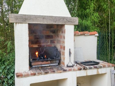 Holiday house Geräumiges Bauernhaus mit Pool - Outdoor photo 40